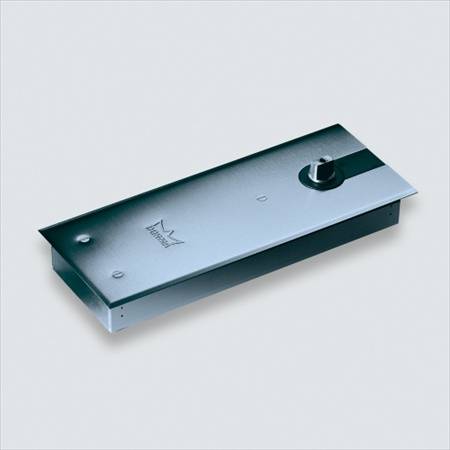   &raquo; Click to zoom ->