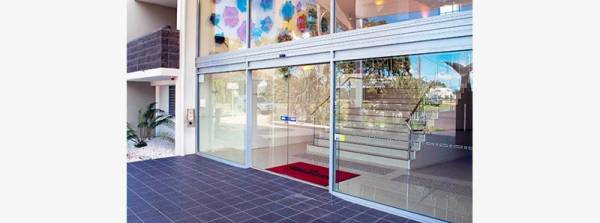   &raquo; Click to zoom ->